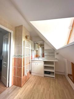 Maison spacieuse-3 chambres-jardin-parking privé - 2