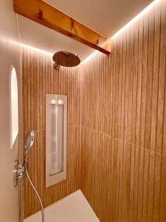 Sfeervol Tiny House met luxe jacuzzi & tuinkamer - 8