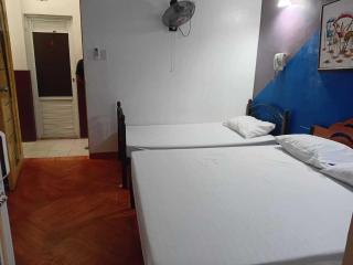 OYO 1187 Rose And Ross Place Budget Hotel And Private Resort - 4