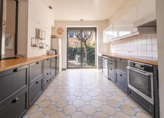 Maison centre ville avec jardin - 8