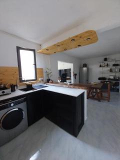 Luxury waterfront apartment - 7