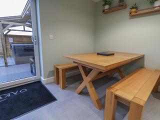 Oak Barn - 5