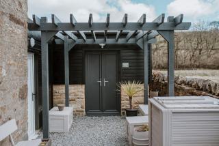 Gatecroft Barn & Spa - Pet friendly with hot tub - 7