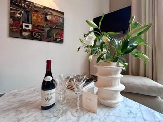 T3 Appartement HYPERCENTRE PROCHE COMMERCE- PARKING - 2 Chambres Wifi Gratuit - Avignone - 2