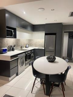 Top floor luxury apartment - 8