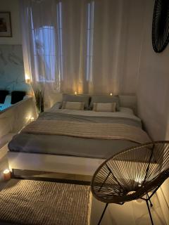 Love White Room Privée avec Spa privatif - 7