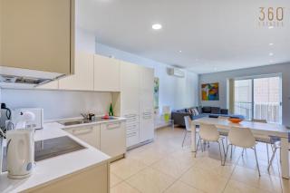 Spacious 3BR in the Heart of Sliema with WiFi AC - 6