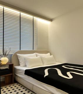 Hongik University Station Super Station Area,Forest Road View,Perfect for Families, Groups, and Friends - 5