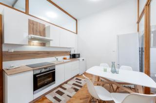 Mlynska 3 rooms Kosice Centrum 150m2 - 2