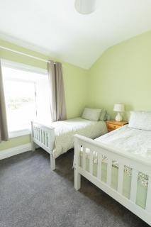 Making Tracks Hostel - 6