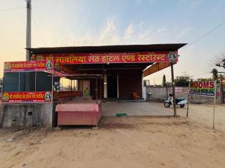 Shree sawaliya seth hotel and tour and travels - 4