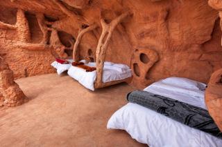 Wadi Rum Cave Camping - 3