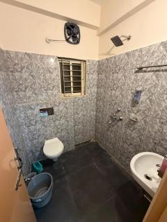 Nester Homestay Near GS Road - 7