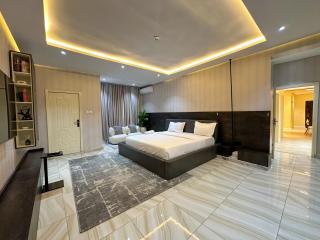 Sophistication meets comfort - 5