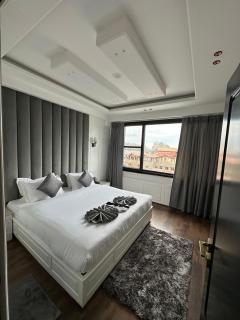 Hotel La Sera - Srinagar - 4