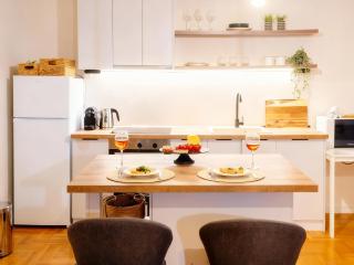 Agias Sofias Grand Residence - 1