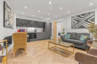Central 3 Bed Flat 8 Min Walk To City Centre - Pass the Keys - 4