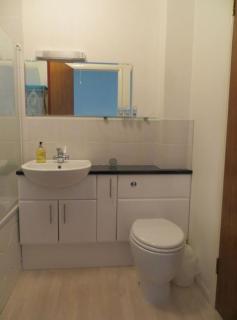 Sun Ahoy - with Private Sunny Patio and Parking - 3