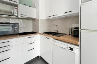 T3 lumineux, central avec parking privé - 1