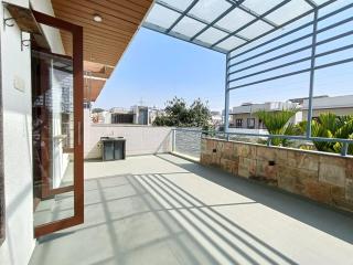 Luxury 4 BHK Lake Community Villa - 3