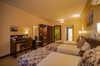 Sunshine Holiday Resort - 8