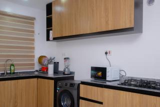 MVP Luxury Apartment GRA MARYLAND IKEJA Brand new 3 bedroom apartment - 3