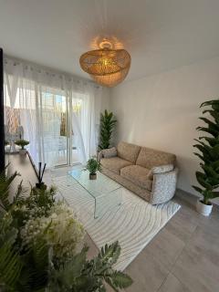 Joli appartement T2 lumineux avec terrasse - plage à 5 minutes - 1