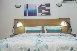 Modern Chic Apart - 6