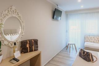 Ammos Beach Seaside Luxury Suites Hotel - 4