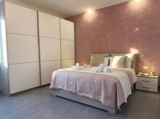 Suite Prisma - Modern & Spacious Apartment near Verona Fair - 4