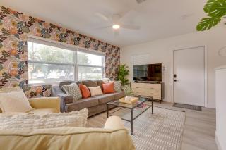 Hot Tub and Courtyard Access! North Palm Beach Home - 4