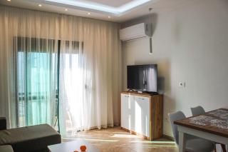 Marine Charm Suite J29 - 1