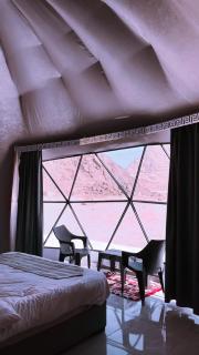 RUM NADINE LUXURY CAMP & Bubbles Hotel - 1