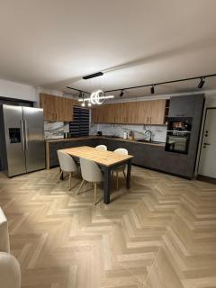 Central HuB Craiova - 0