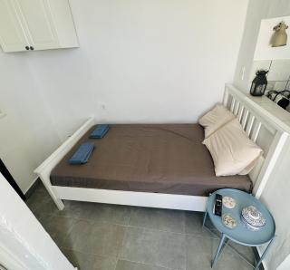 Camaraki Castle House , Chora Serifos - 8