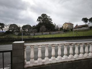 Suite privada con terraza y parking - 1