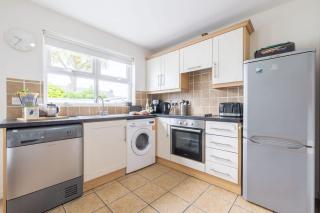 Spacious 3BR House with Sea Views in Carnlough - 8