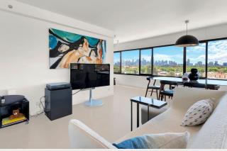 Spectacular Bay and City Views Pool and PrivateSauna - 2