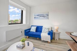 City centre FREE Parking Families and Contractors Sleeps 5 with a view - 7