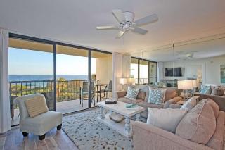 One Seagrove Place 0205 - 1