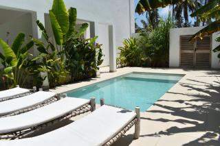 Tremendo Beachfront Apartment - 9