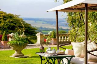 Amberstone Manor - 1