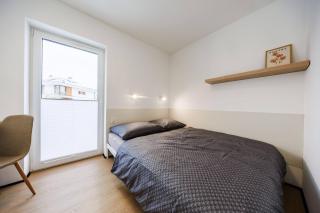 M2 Aura Apartments With Free Parking by StayNest - 1