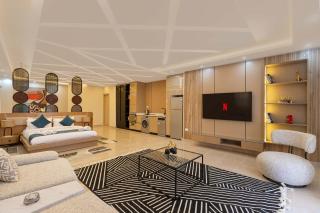 Studio - King Bed - Near AUC - All-Day Security & Reception - 0