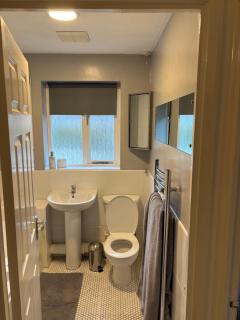 2 bedroom end terrace house - 1