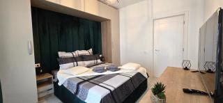 West Residence 6 - 6