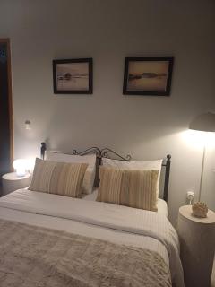 Family Room's Eirini - 1