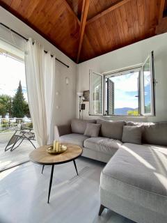 A beautiful maisonette next to the sea with a dreaming view! - 4