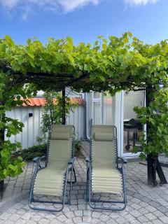 Newly Renovated Summer House 40 M From The Water - 1