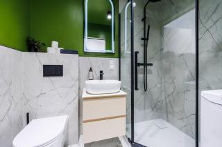 M3 Aura Apartments With Free Parking by StayNest - 8